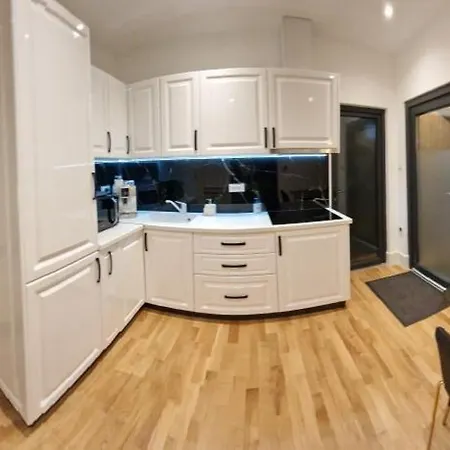 Rokebea Luxury Apartment *