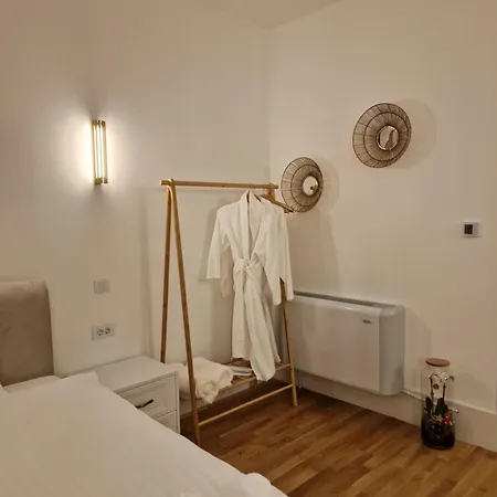 Rokebea Luxury Apartmán *