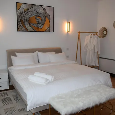 Rokebea Luxury شقة *