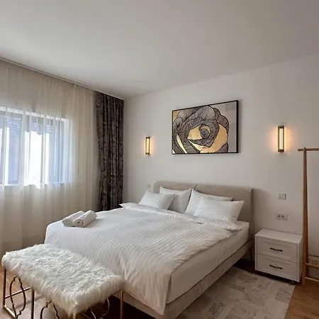 Rokebea Luxury Apartment *