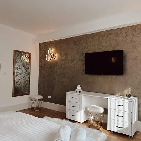 Rokebea Luxury * Brasov