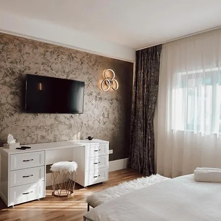 Rokebea Luxury Apartment *