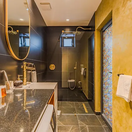 Rokebea Luxury * Brasov