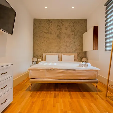 Rokebea Luxury Apartment Brasov