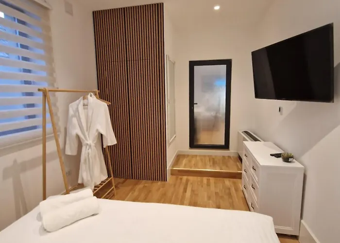 Rokebea Luxury Apartment *