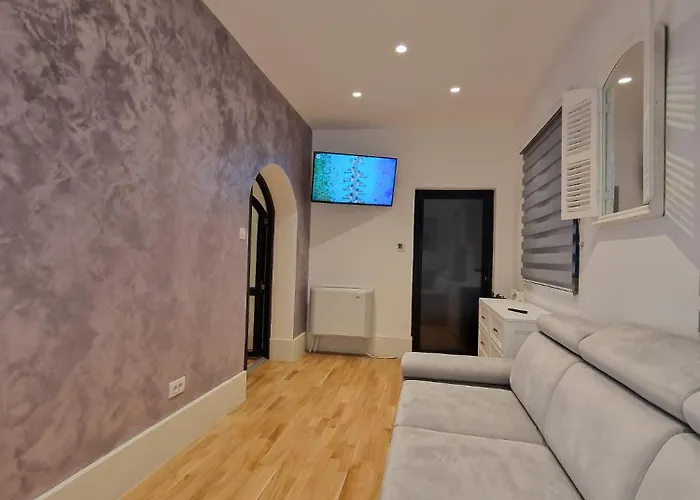 Rokebea Luxury Apartment *